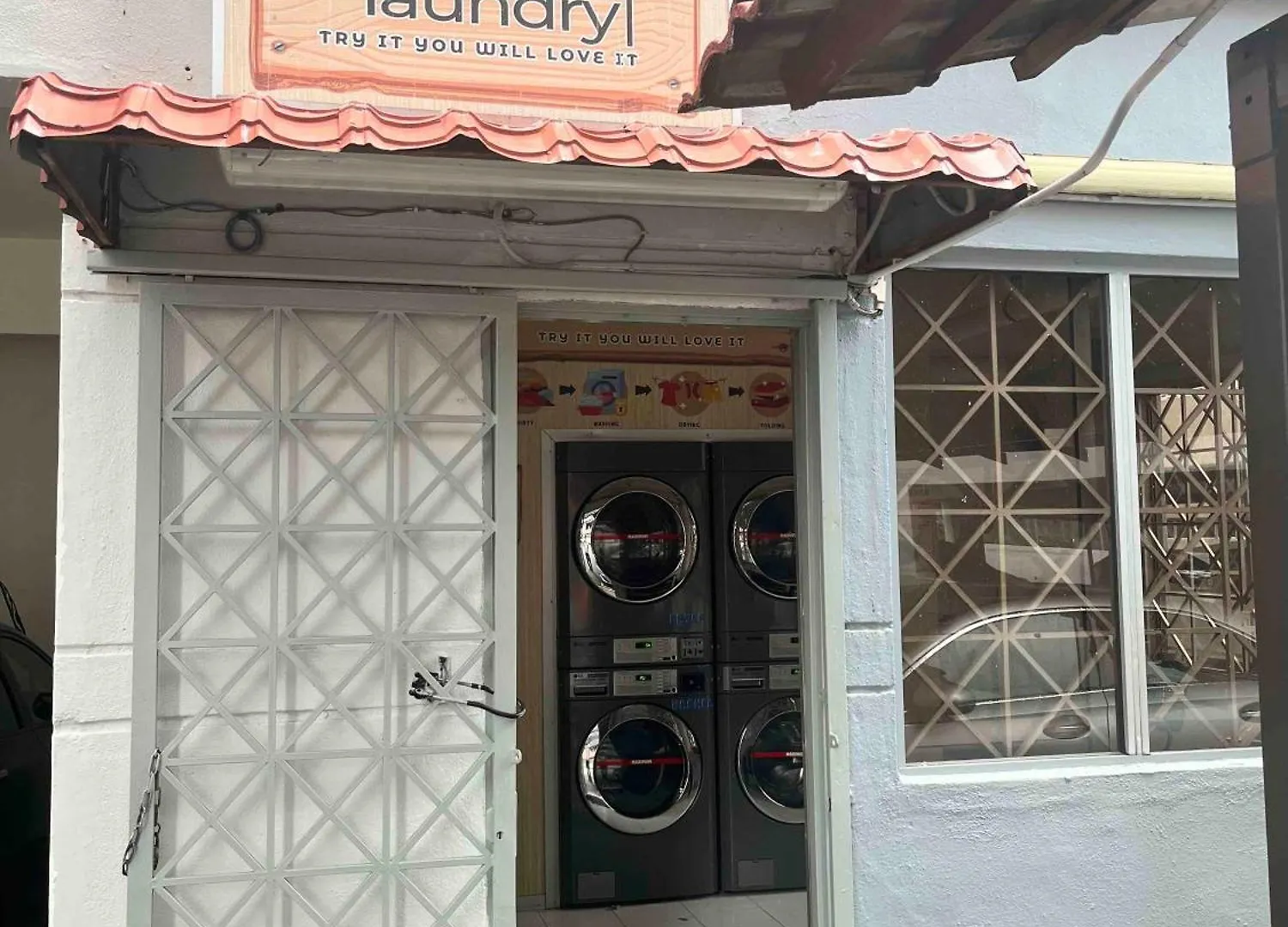 Apartment Cozy Kelana Jaya Semi-D Apt Near Mall, College & Hospital Petaling Jaya