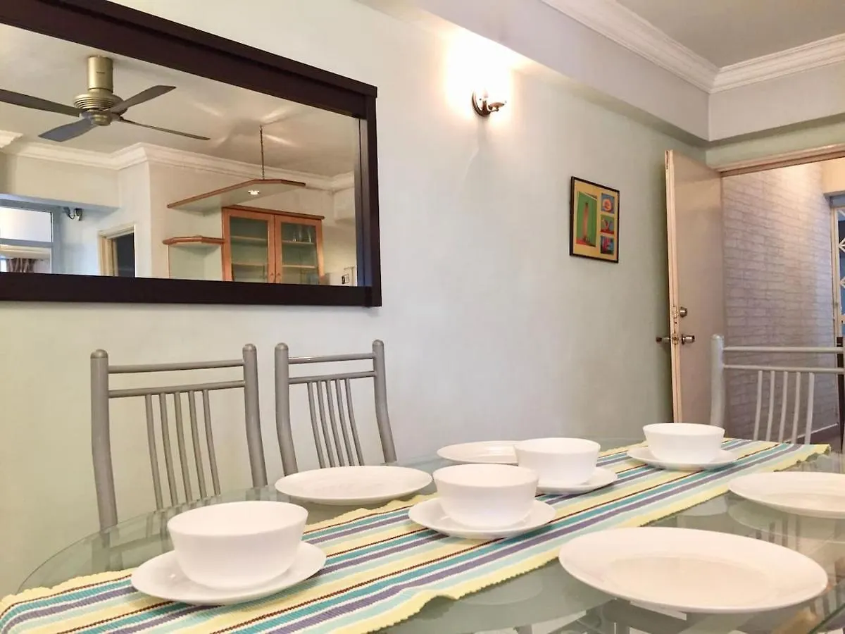 Apartment Cozy Kelana Jaya Semi-D Apt Near Mall, College & Hospital Petaling Jaya