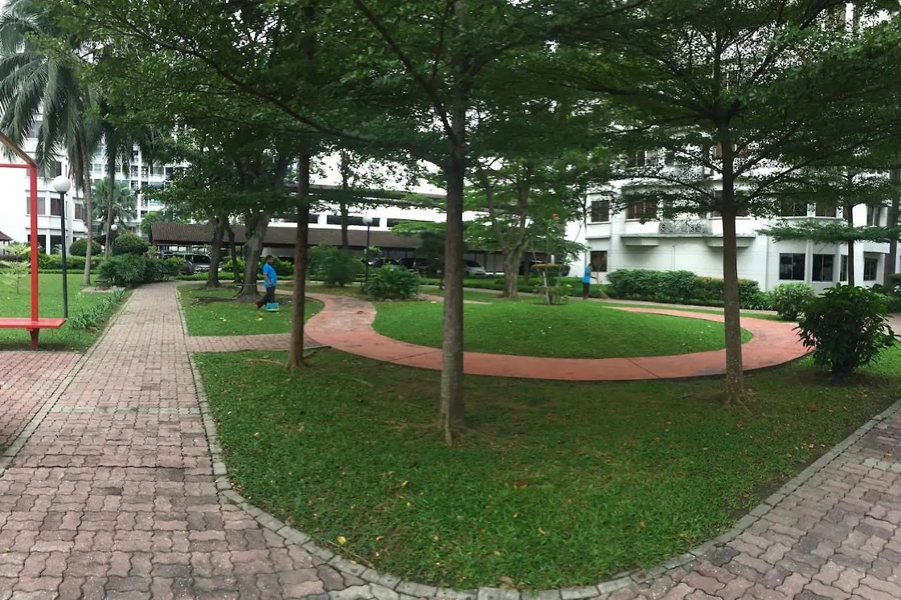Apartment Cozy Kelana Jaya Semi-D Apt Near Mall, College & Hospital Petaling Jaya Malaysia
