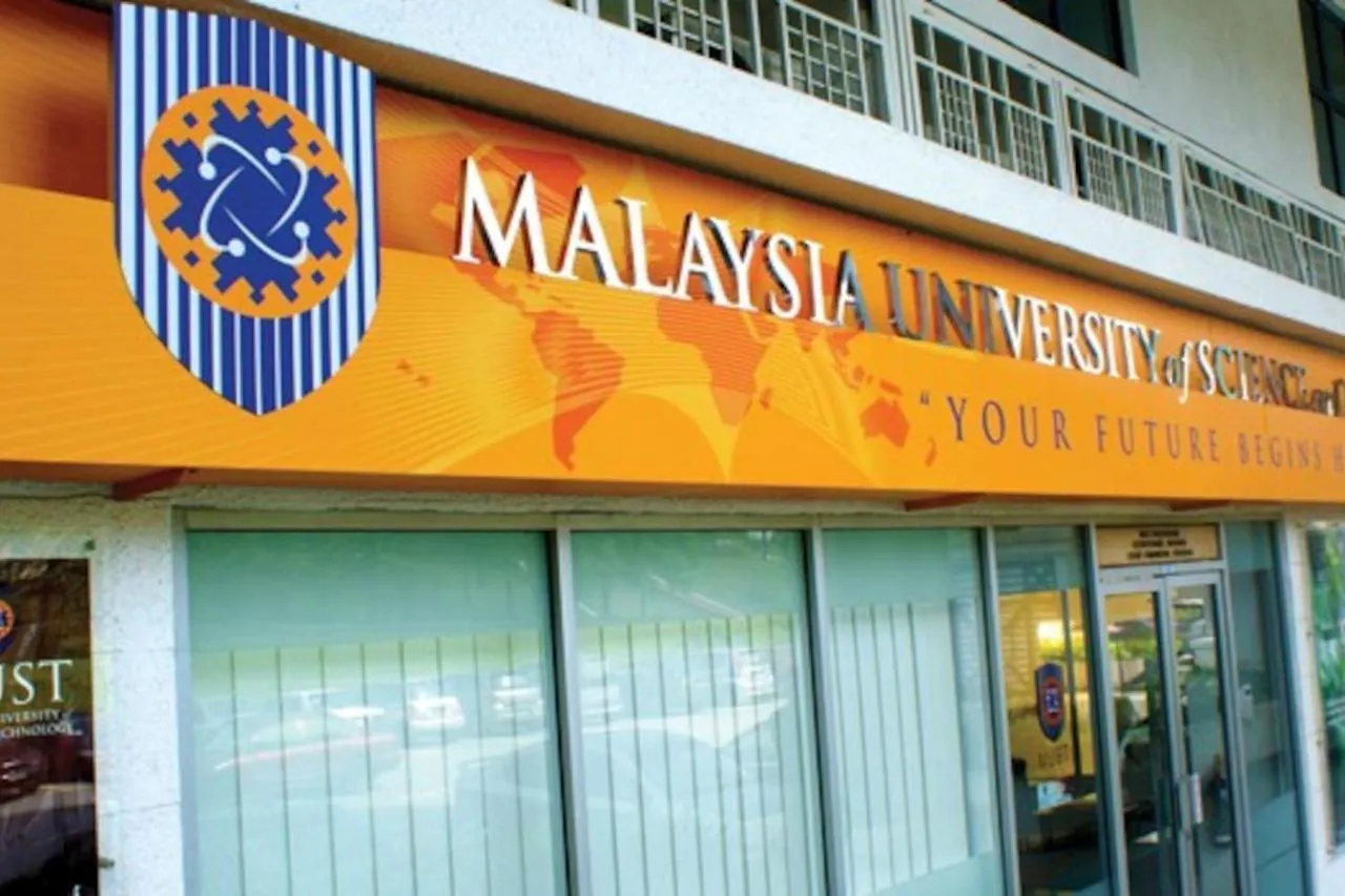 Cozy Kelana Jaya Semi-D Apt Near Mall, College & Hospital Petaling Jaya